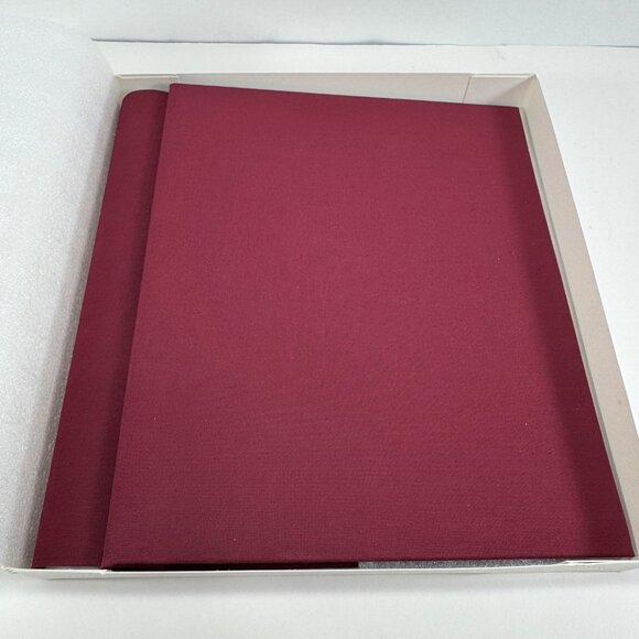 Close To My Heart Scrapbook Album Burgandy 8 1/2" x 11" Never Used - Picture 3 of 3